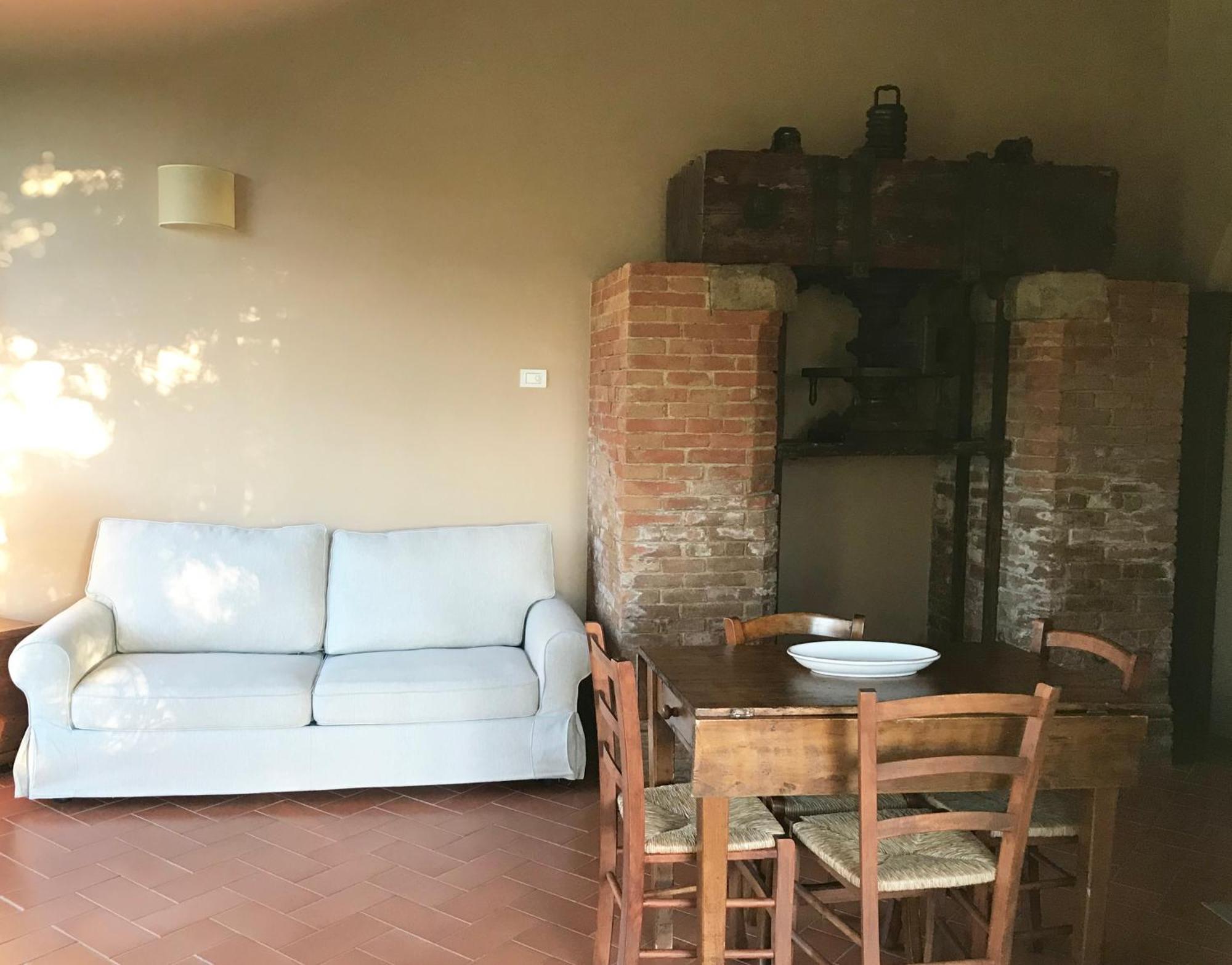 Agriturismo Podere La Casa Palaia Exteriér fotografie